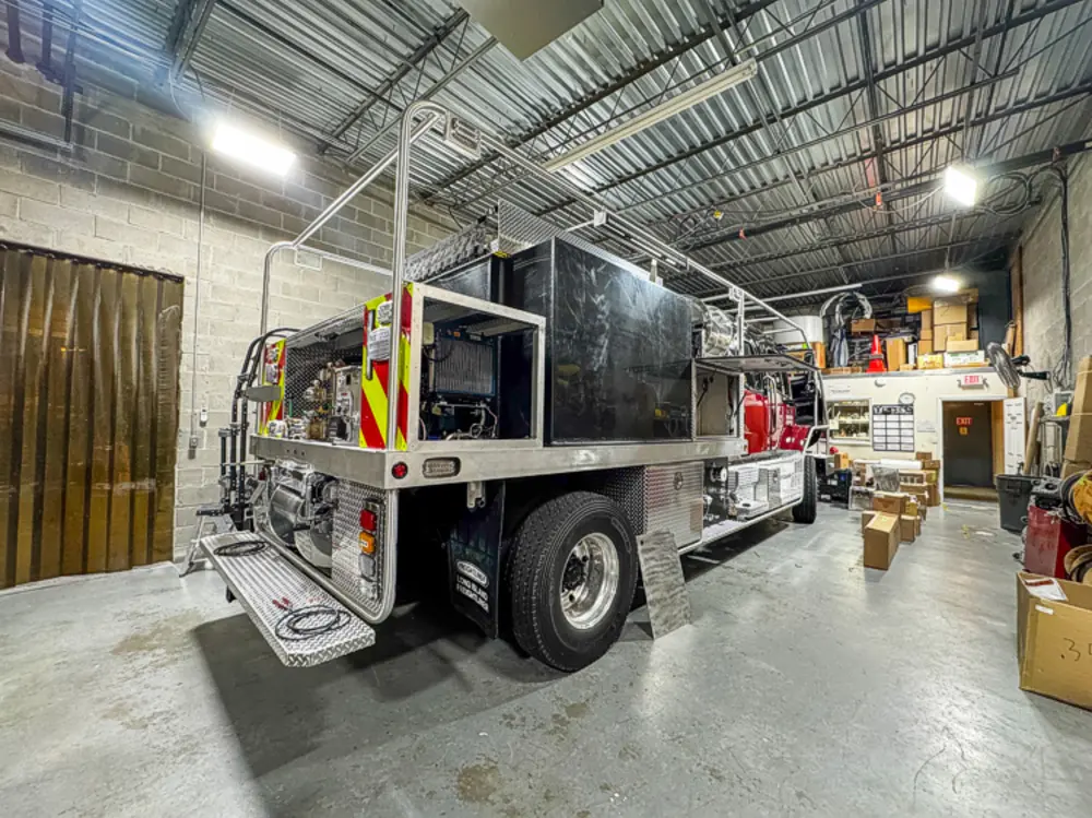 Rear module view with chevron panel pieces, photo 5 of 303.